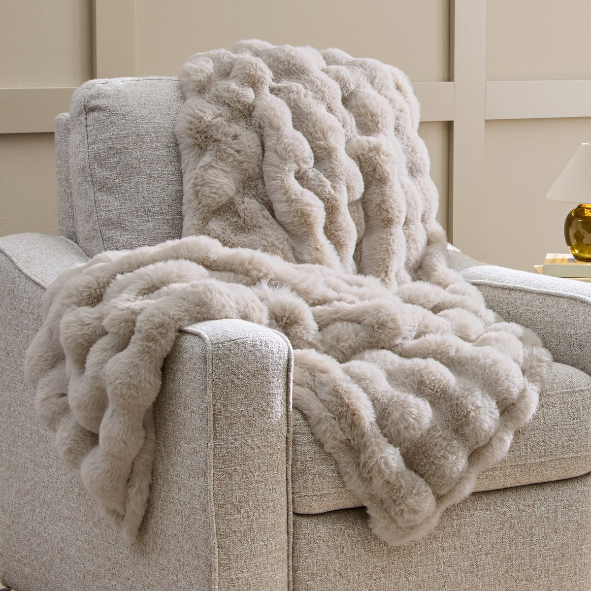 Better House 50" x 72" Marbled Faux Fur Throw Blanket