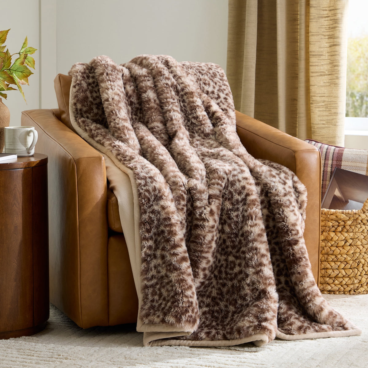 Better House 50" x 72" Marbled Faux Fur Throw Blanket