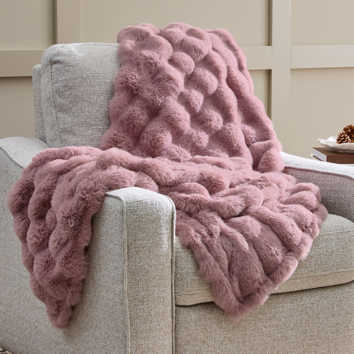 Better House 50" x 72" Marbled Faux Fur Throw Blanket