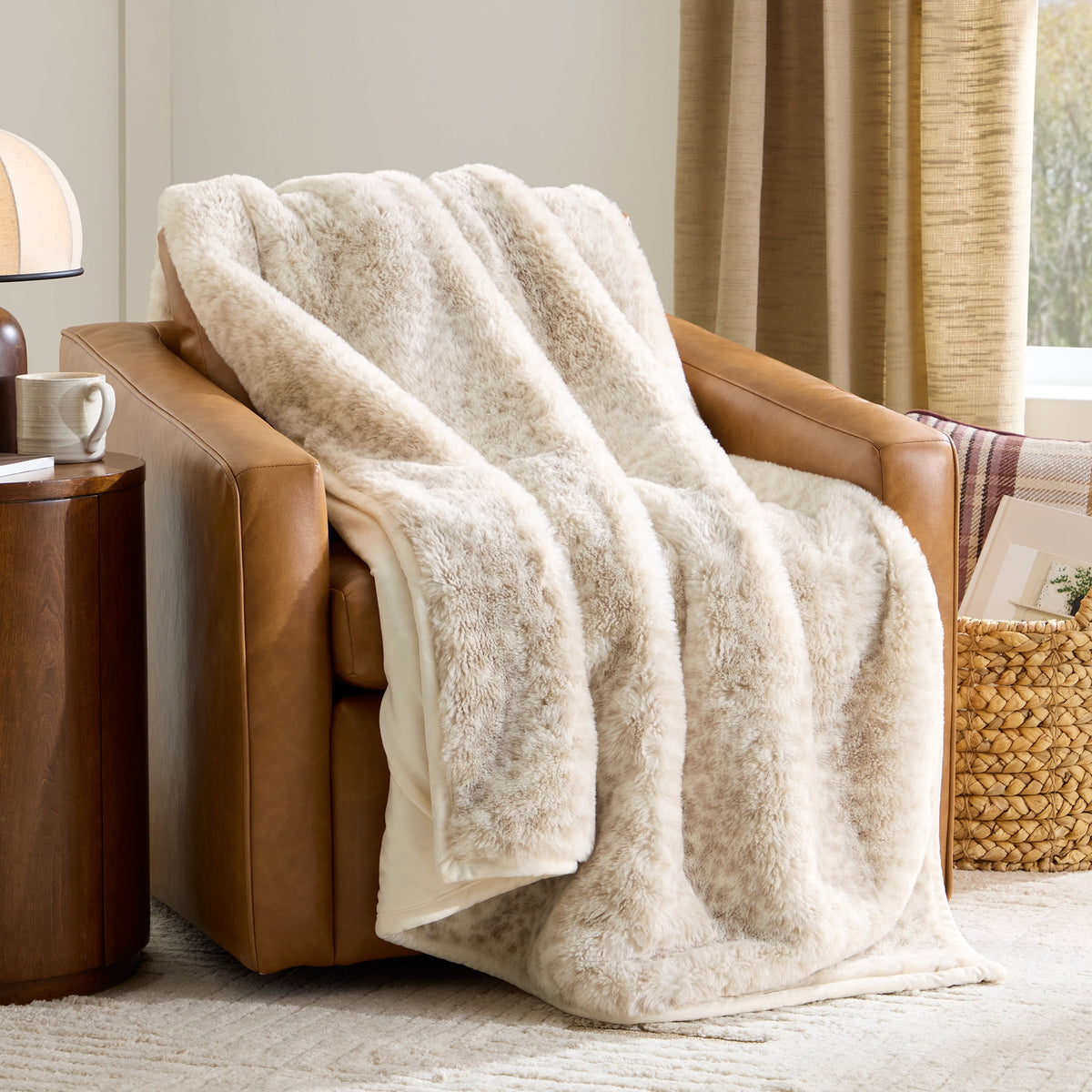Better House 50" x 72" Marbled Faux Fur Throw Blanket