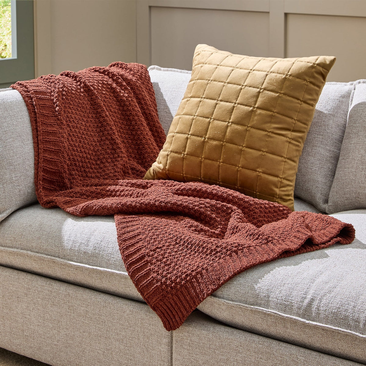 Better House 50" x 72" Chenille Knit Throw Blanket